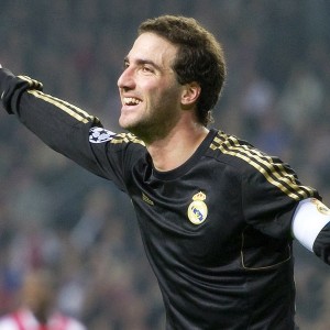 爱游戏体育app网页版下载-_夜光滑轮舞：在灯光中旋转出青春梦想_，夜光轮原理