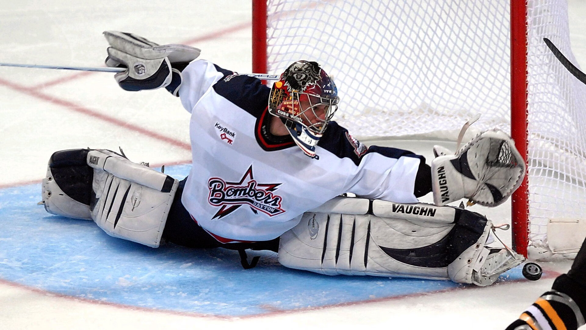 战术揭秘:教练如何利用数据优化球队表现?,优化球员